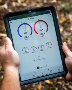 A view of the digital gauges displayed using our wireless probe system